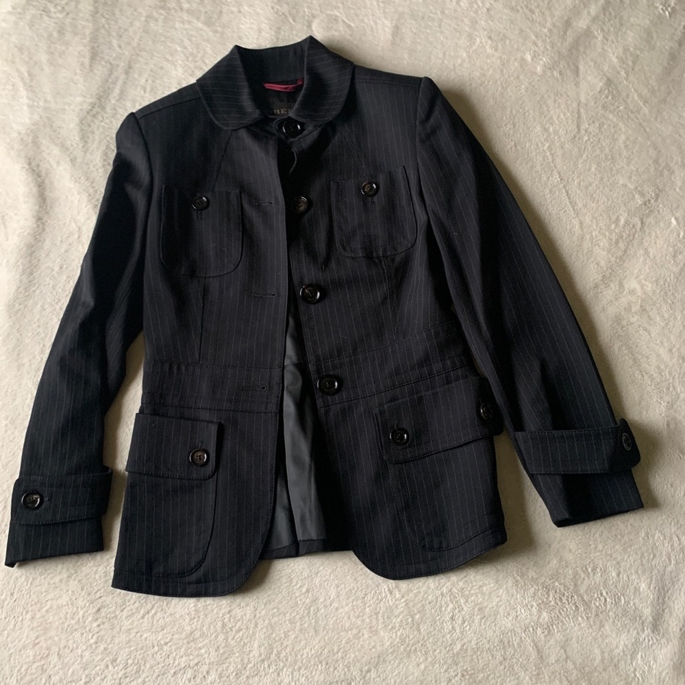 Sweet Burberry Women’s Jacket, size 38 (US size 6), excellent condition.